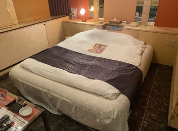 ホテル どんぐりころころ 202号室の室内